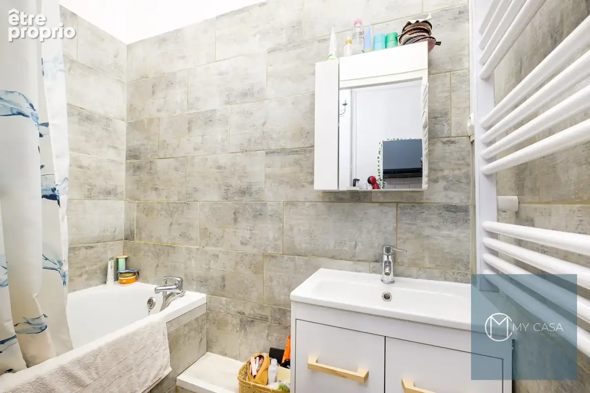 VILLEURBANNE - Lot de 2 studios divisés - 19 et 24 m2 - photo 8