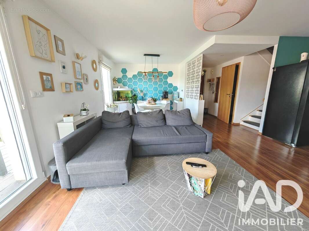 Appartement 77 m² à Montlebon  - photo 3