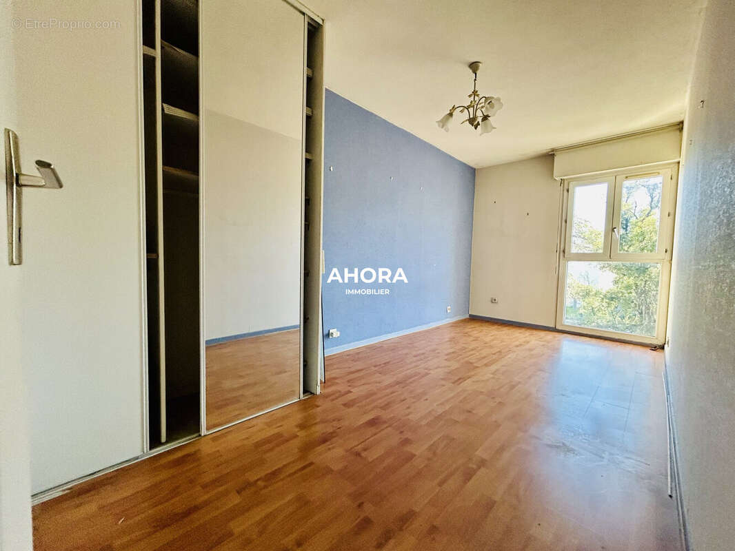 Appartement à MARSEILLE-9E