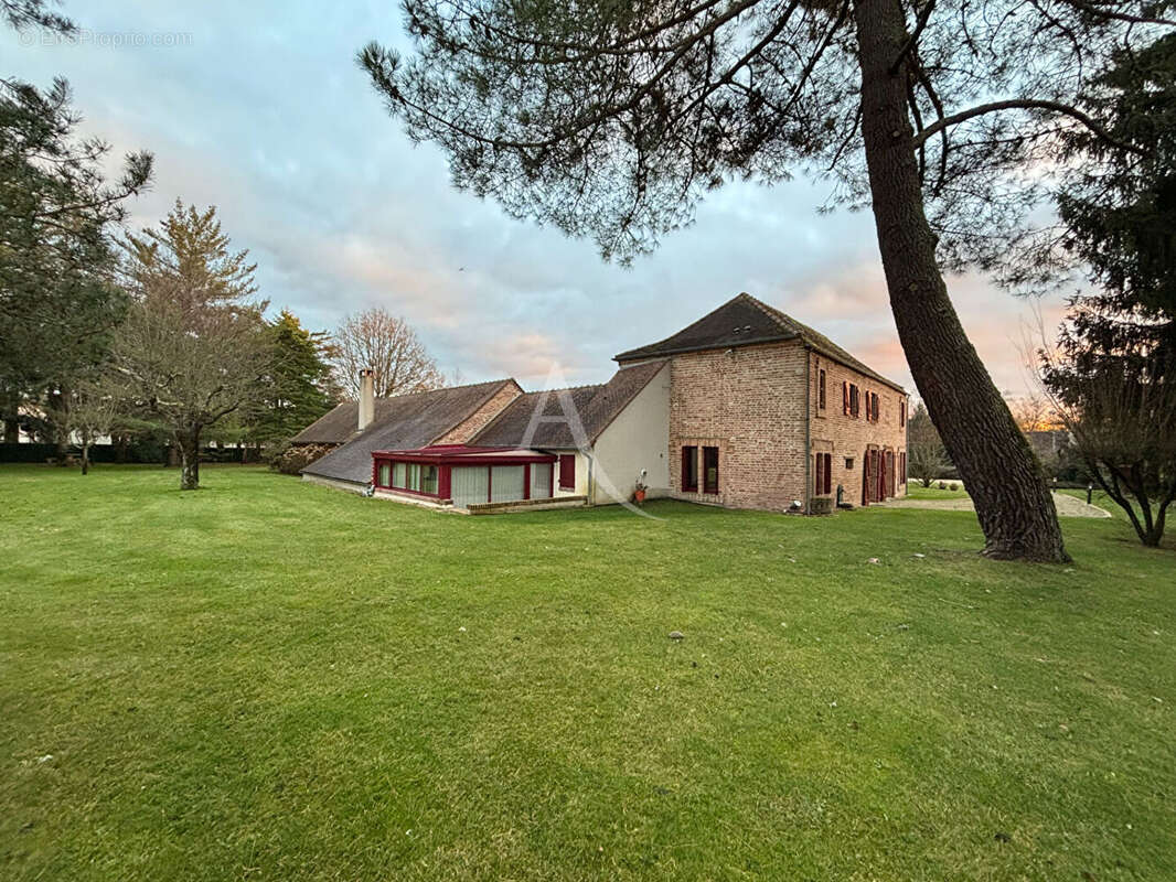 Maison à LAMOTTE-BEUVRON