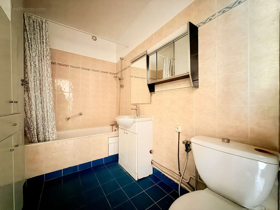 Appartement à PARIS-12E