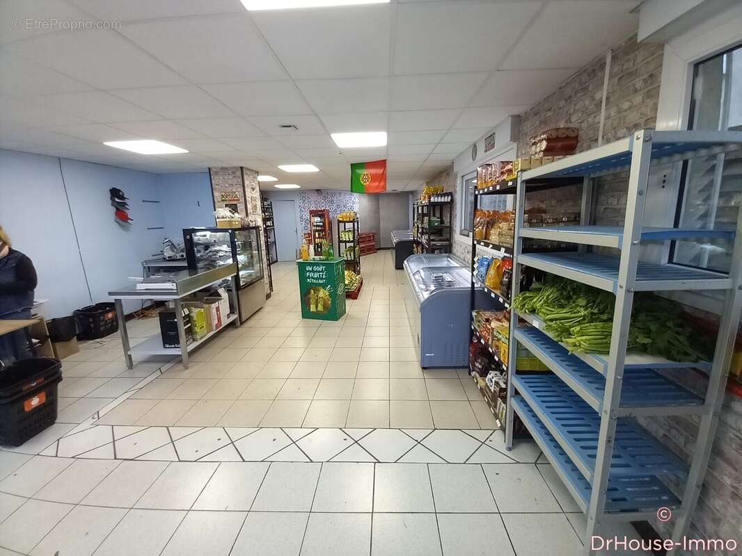 Appartement 318 m² à Gaillon  - photo 17