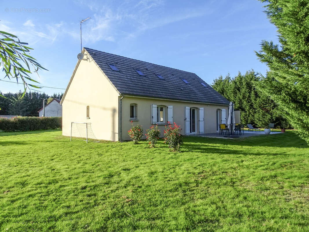 Maison à CHATRES-SUR-CHER