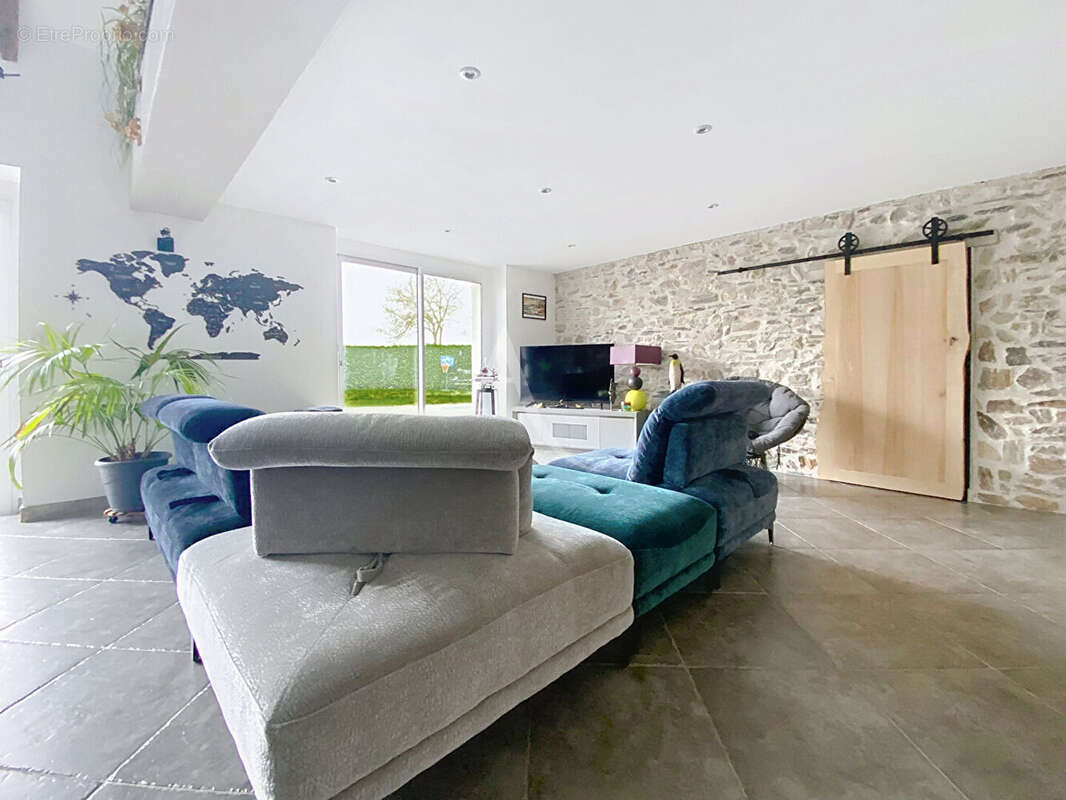 Maison à LA MEIGNANNE