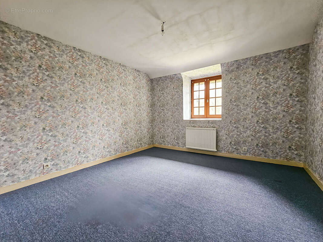 Maison à SENS-DE-BRETAGNE