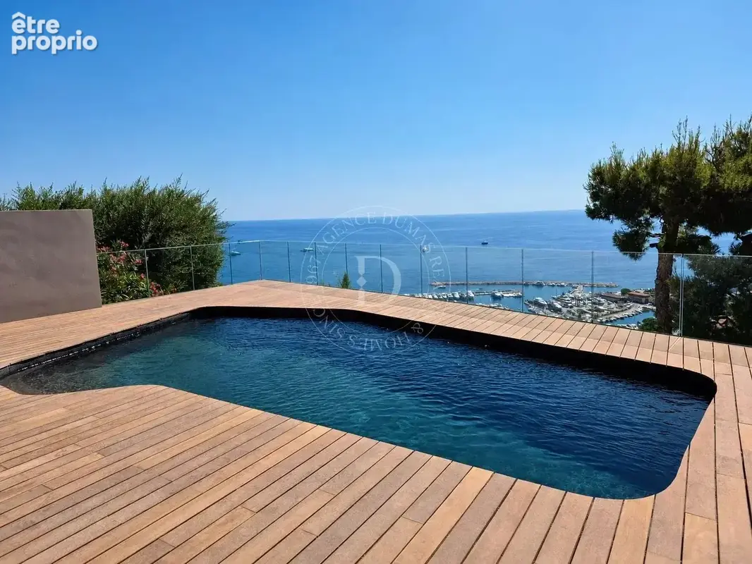 Villa rénovée avec piscine et vue mer - photo 2
