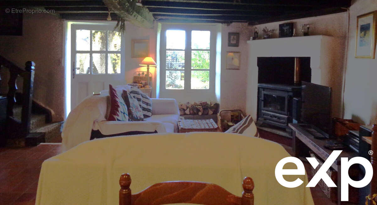 Maison à SAINT-PAUL-LIZONNE