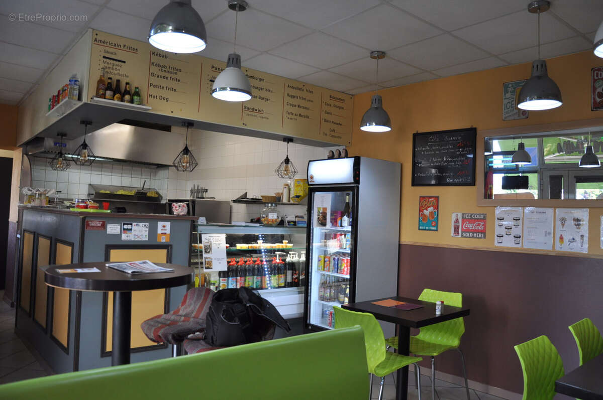 Appartement à LE MAYET-DE-MONTAGNE