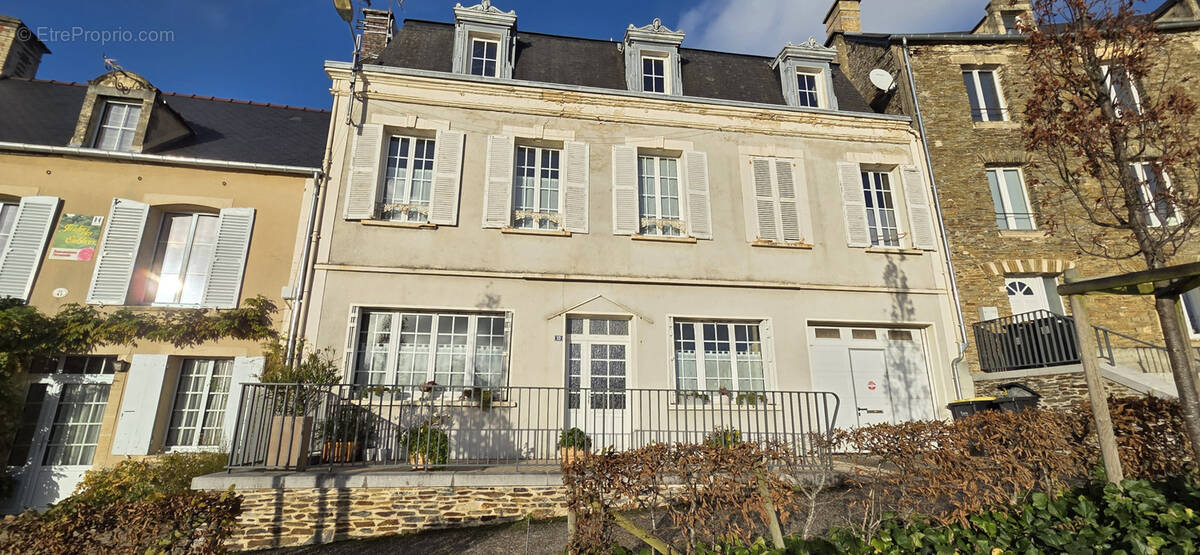 Maison à BALLEROY