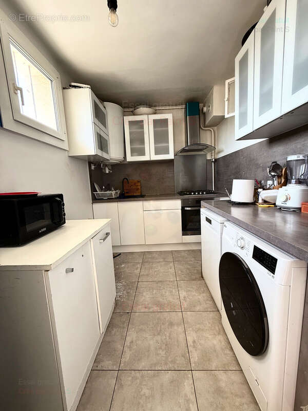 Appartement à MARSEILLE-14E