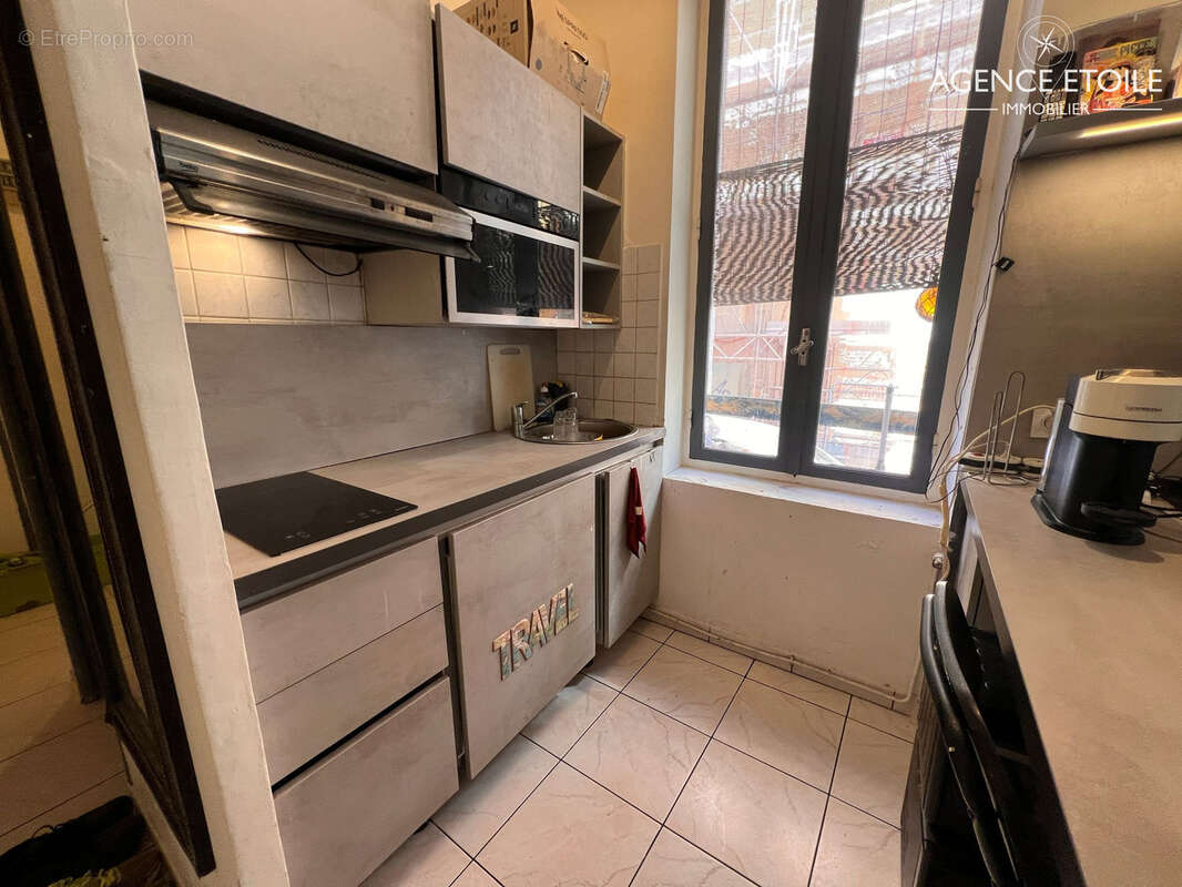 Appartement à MARSEILLE-1E