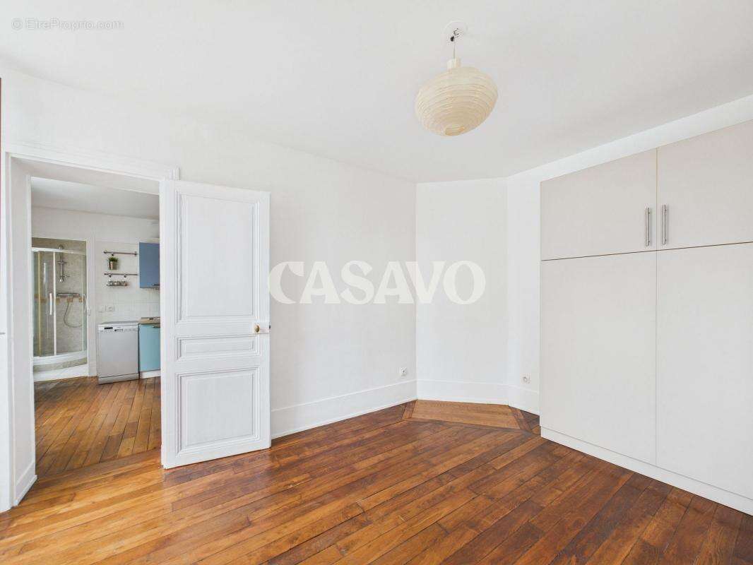 Appartement à CHARENTON-LE-PONT