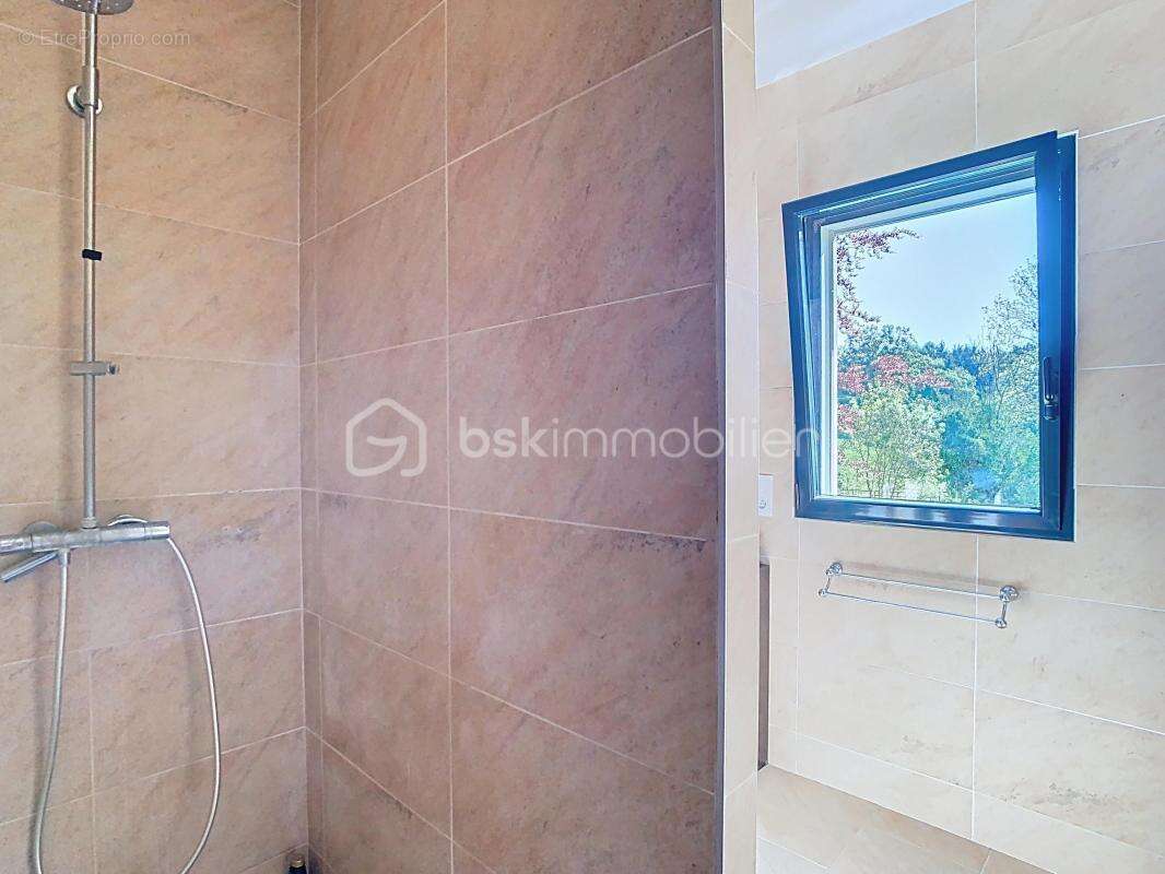 Maison à GONNEVILLE-SUR-MER