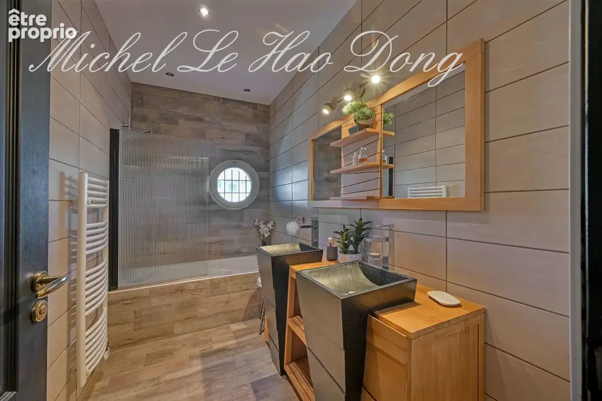 Dpt Gard (30), à vendre AIGUES MORTES maison P5 de 155,03 m² - Terrain de 536 m² - photo 13