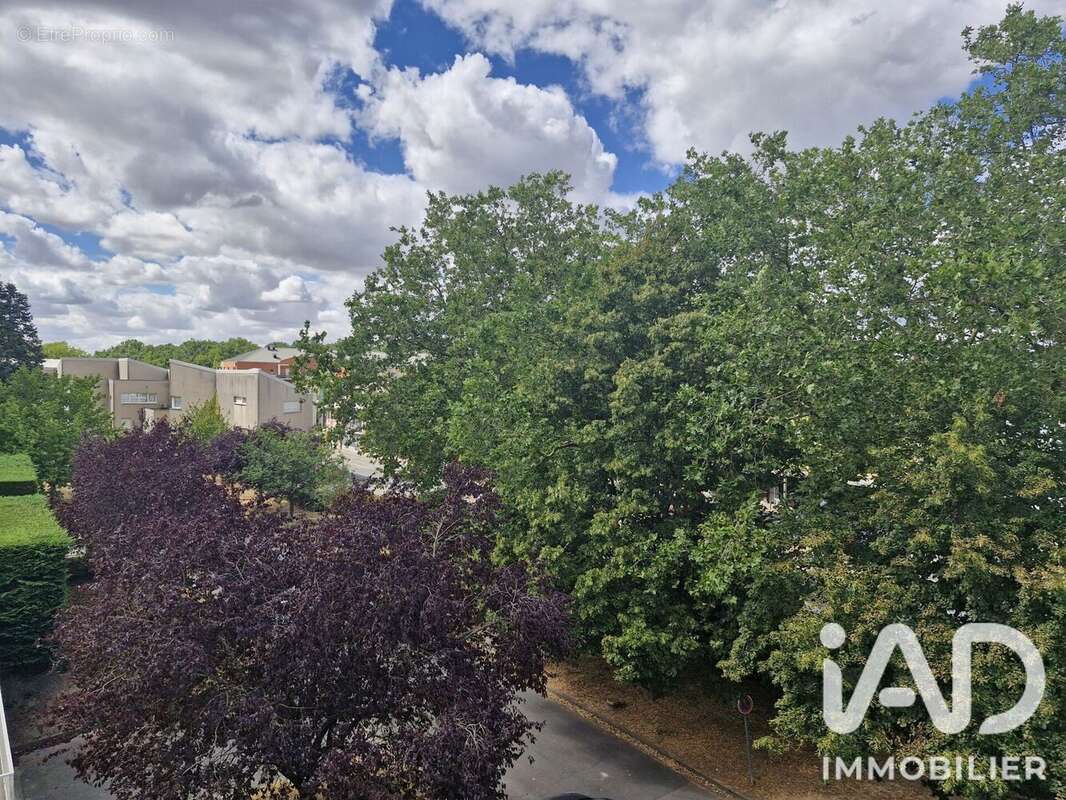 Appartement 78 m² à Orleans  - photo 6