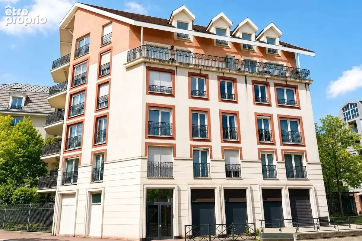 Appartement à SAINT-MAUR-DES-FOSSES