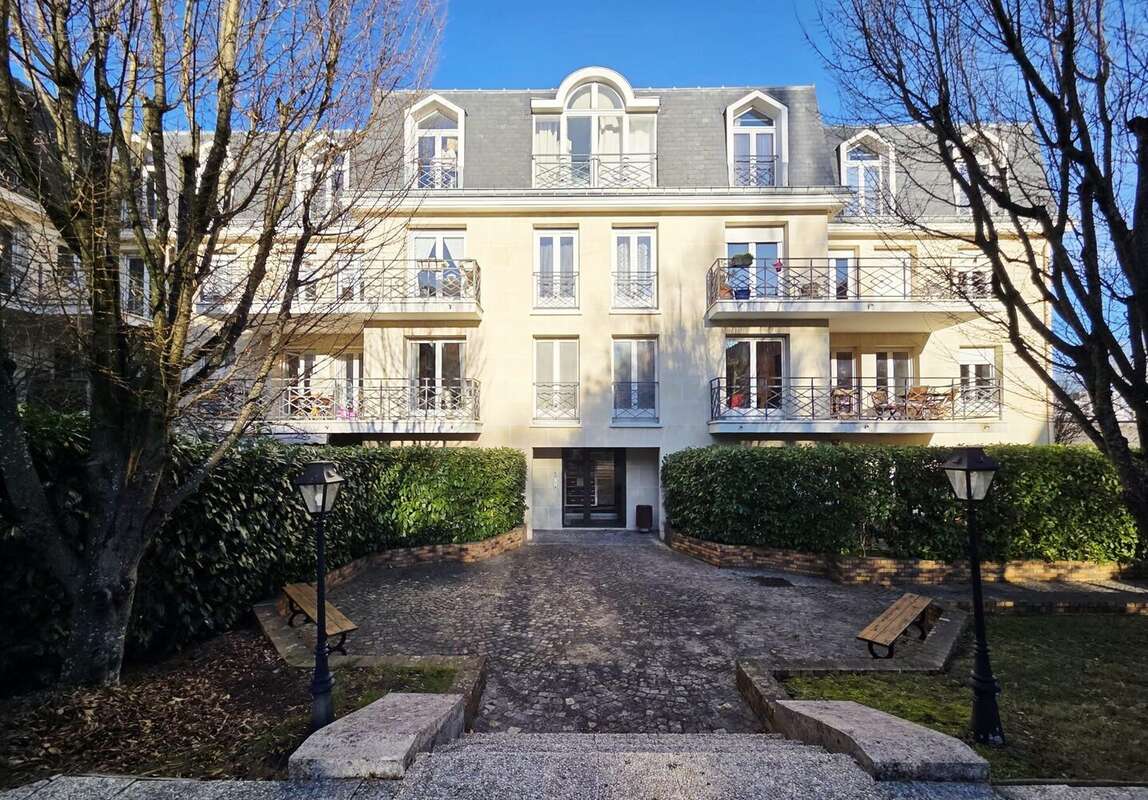 Appartement à CHATILLON