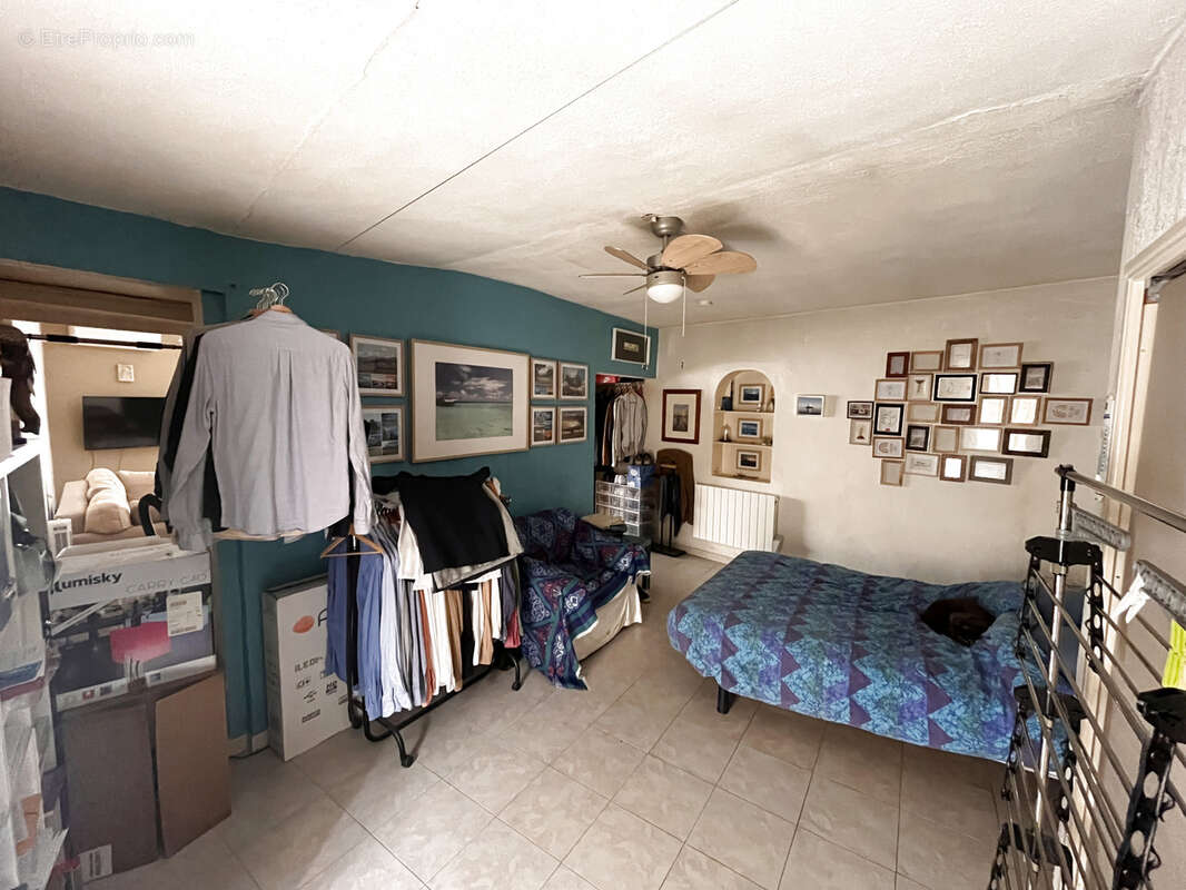 Appartement à MAUGUIO