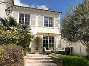 Maison à SAINT-MAUR-DES-FOSSES