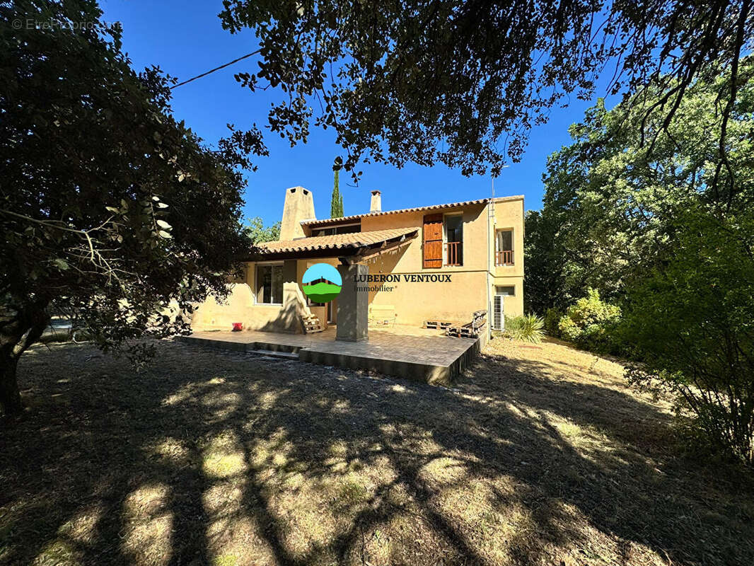 Maison à MAZAN