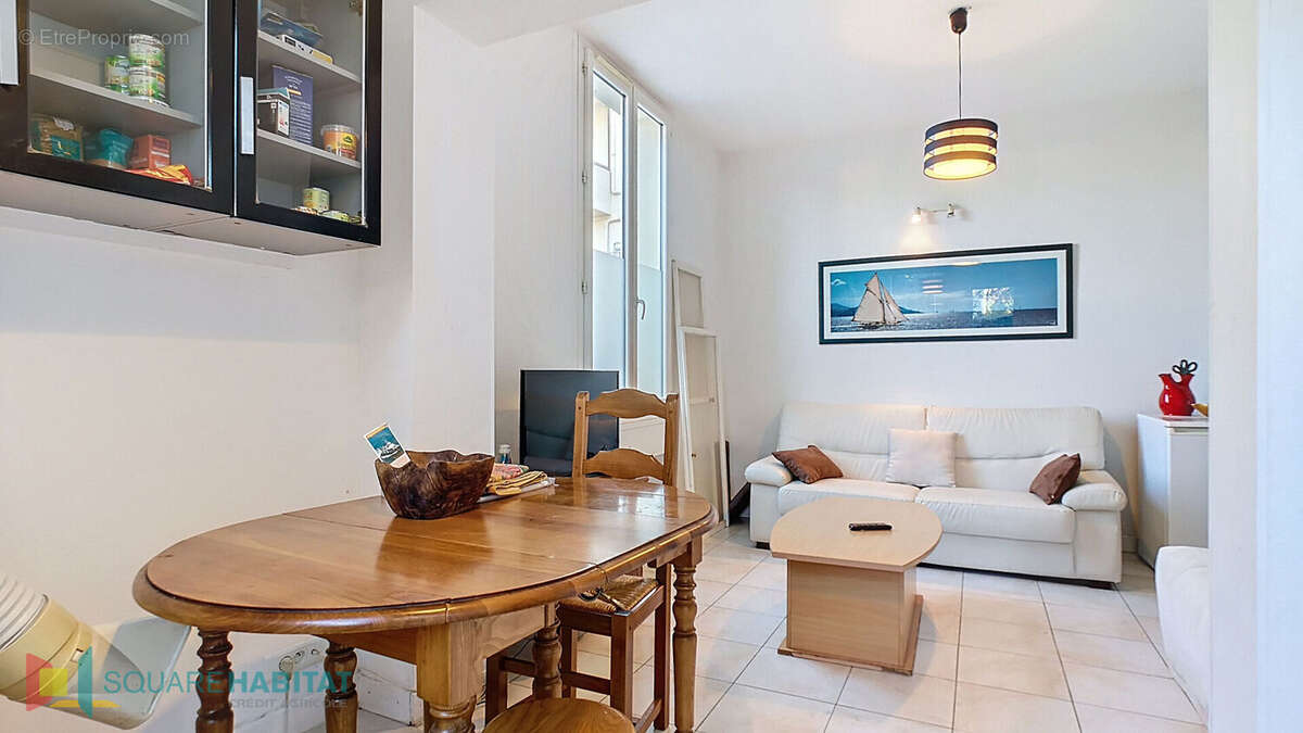 Appartement à MANDELIEU-LA-NAPOULE