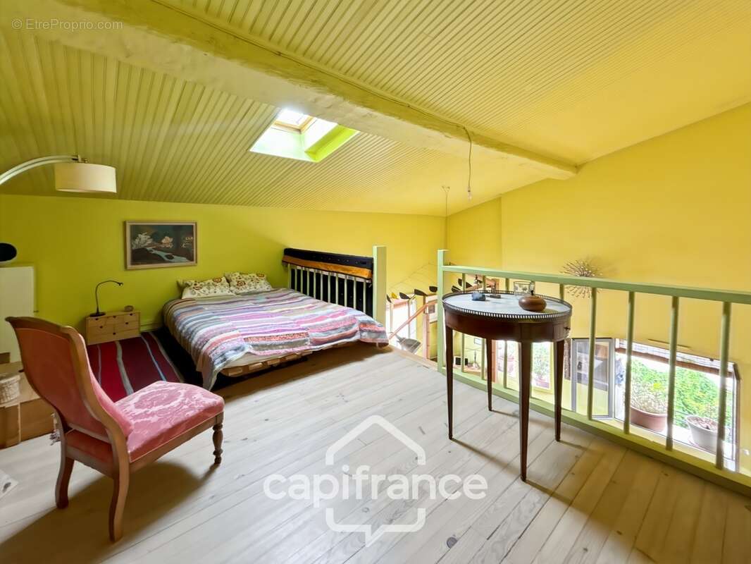 Bordeaux / Quartier St Michel - Apt spacieux et au calme / Duplex - Jardin partagé - local velo - photo 11