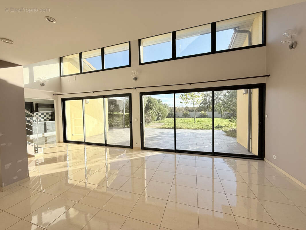 Maison à FONTENILLES