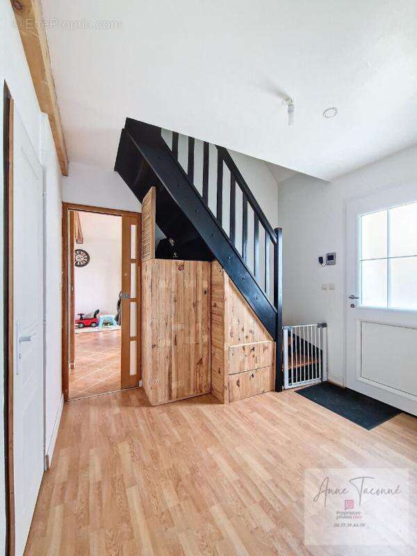 Maison à AULNAY-LA-RIVIERE