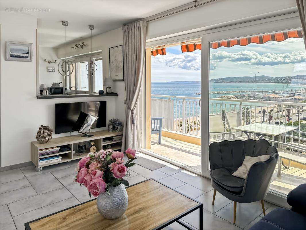Magnifique vue mer de ce 2 pièces 38 m2 en étage elevé avec ascenseur - photo 3