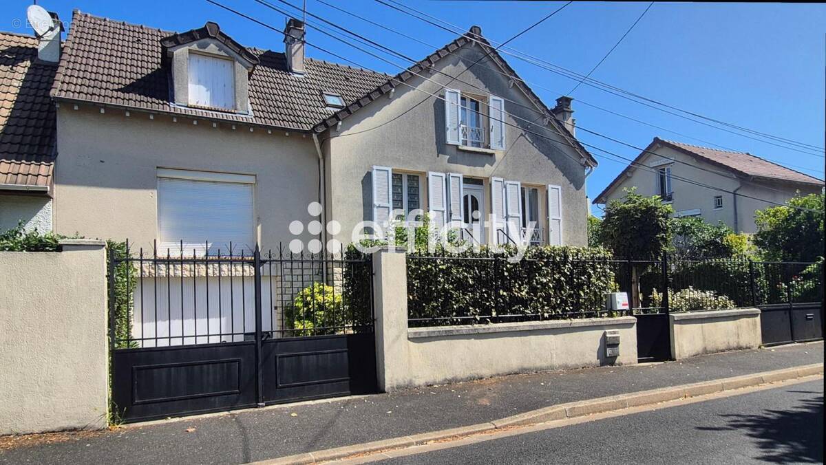 Maison à CHELLES