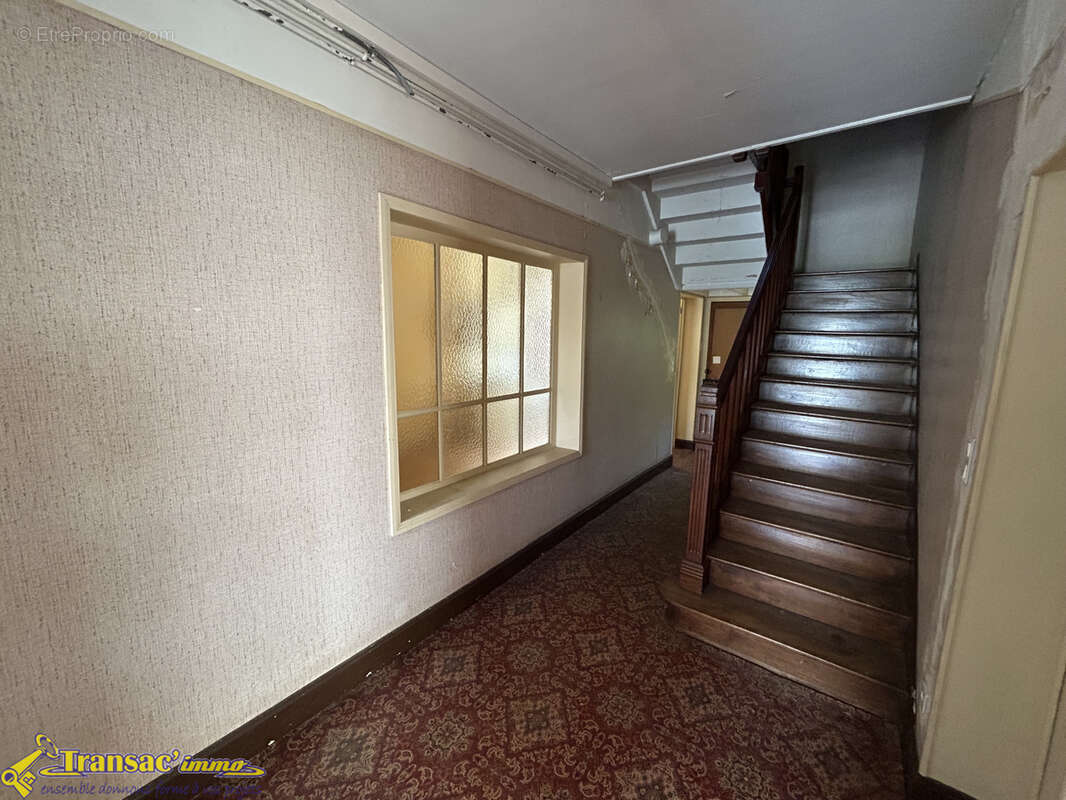 Maison à PUY-GUILLAUME