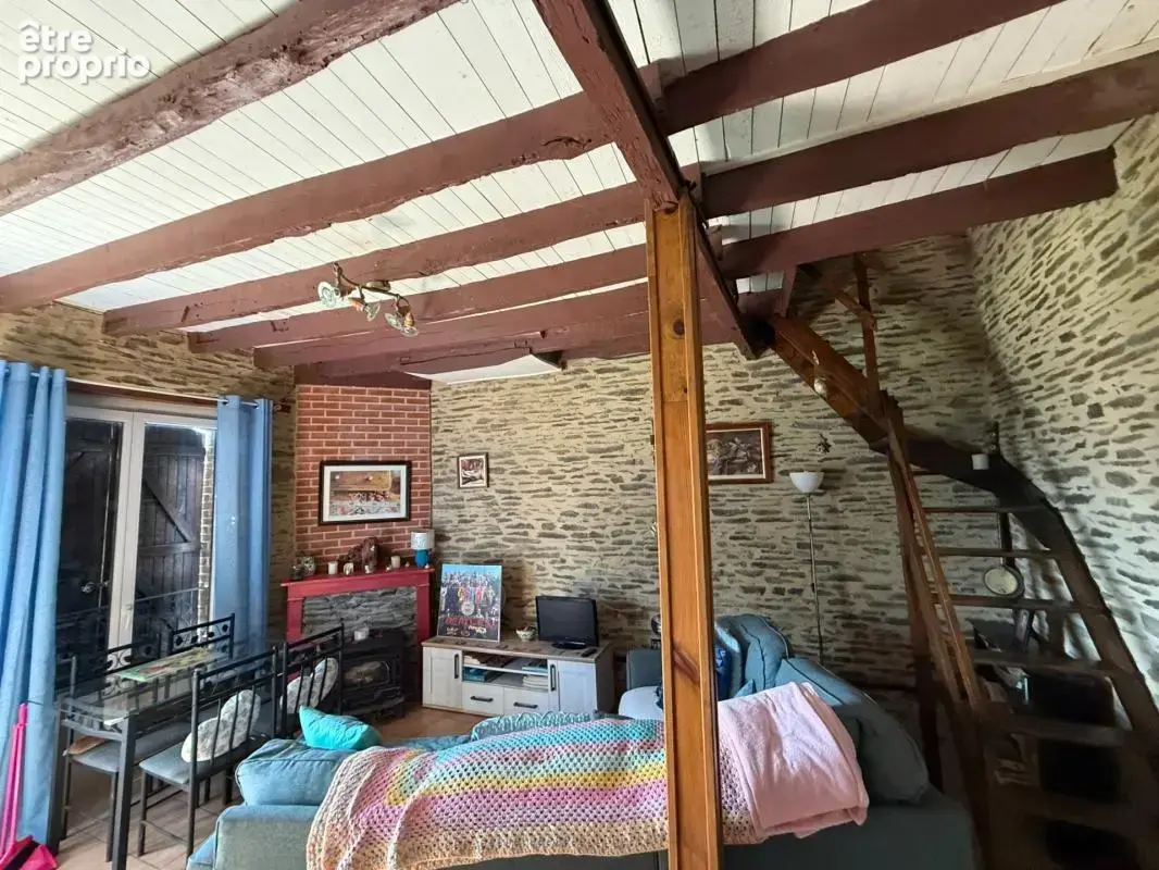 Manoir de 170m² avec son annexe de 50m² et ses dépendances sur terrain de 3 423m² 244 000 € - photo 43