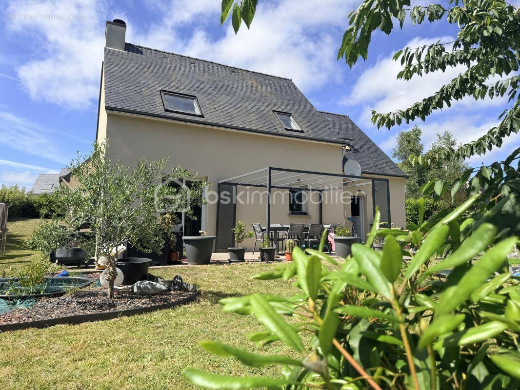 Maison à HOPITAL-CAMFROUT