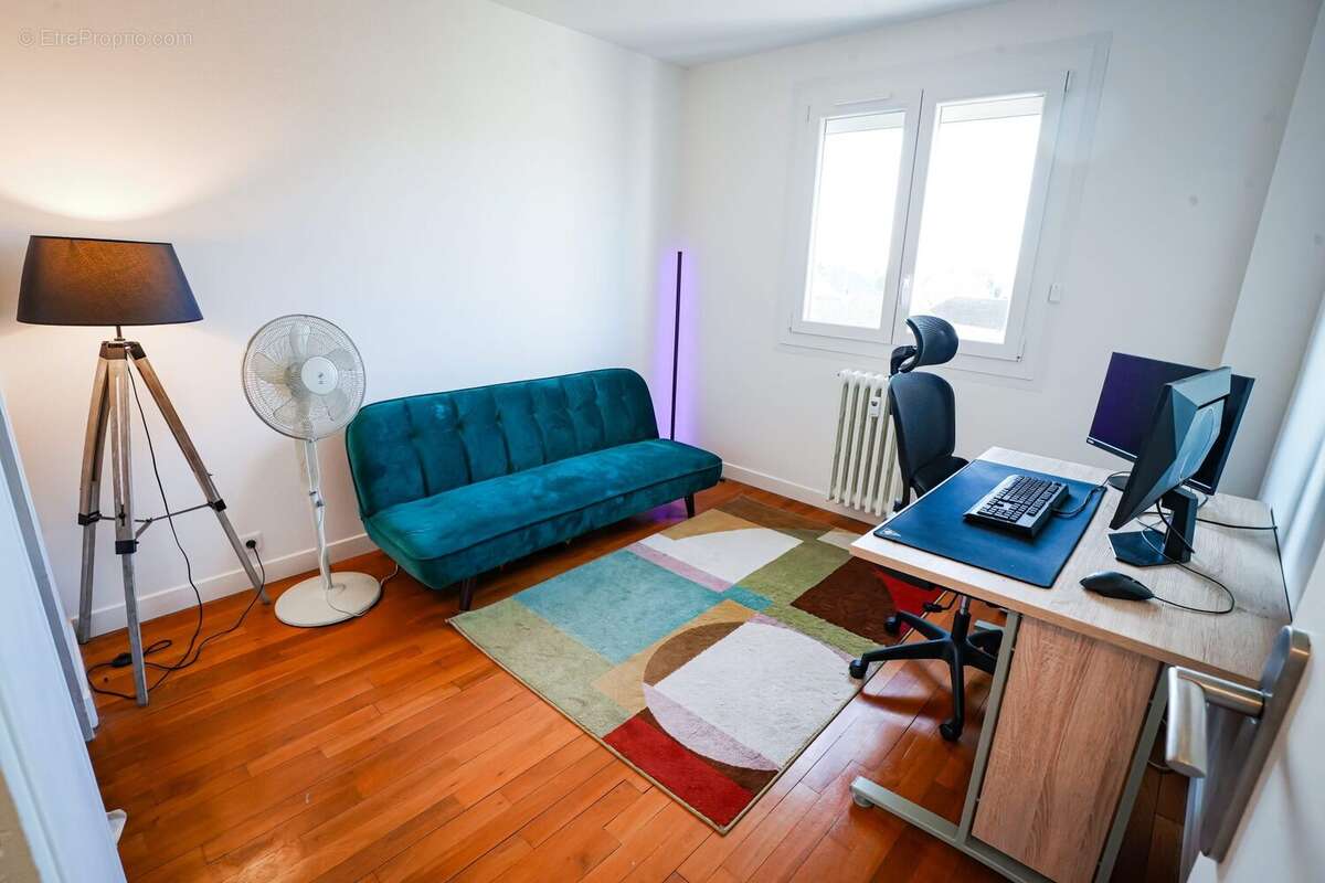 Appartement 71 m² à Montlucon  - photo 7