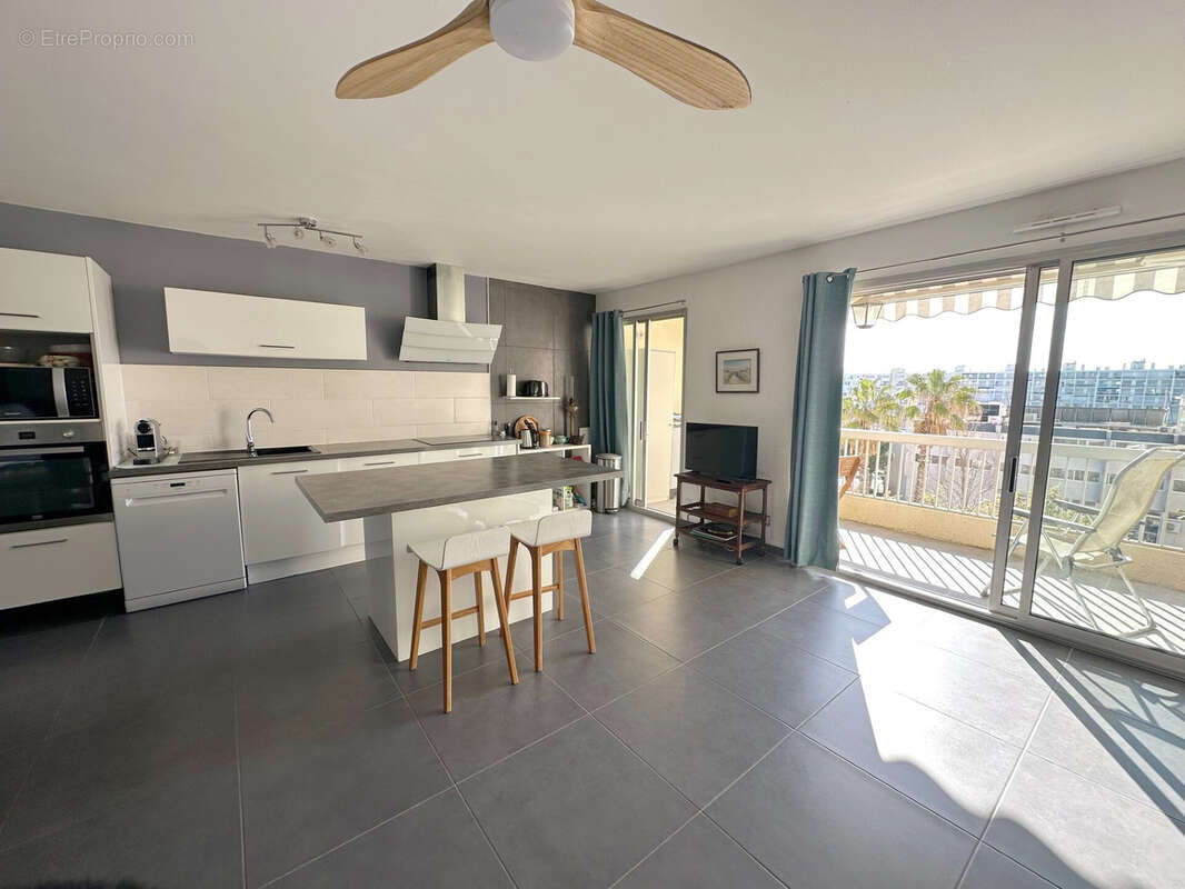 Appartement à CANDILLARGUES