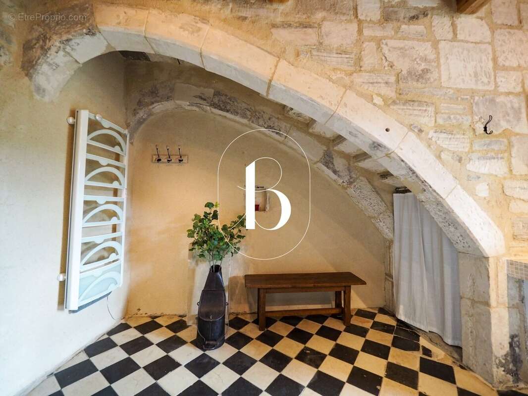 Maison à BARJAC