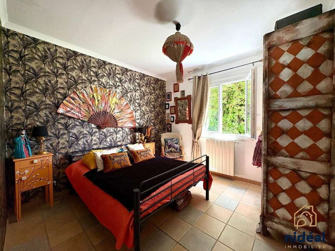 Maison à VILLEVIEILLE