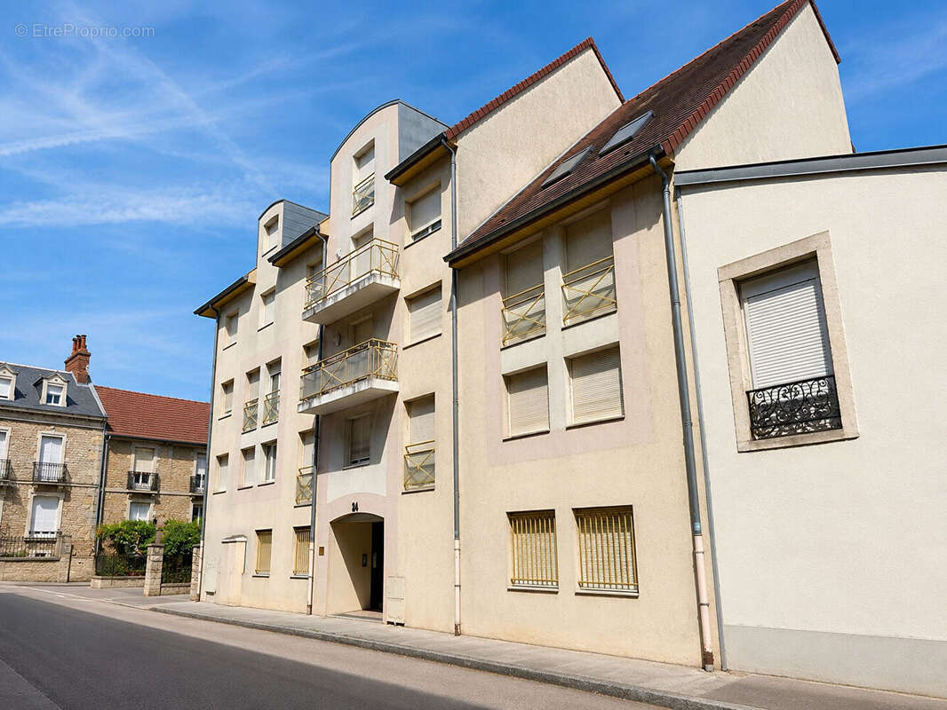 Appartement  DIJON Duplex 6 pièce(s) 126.34 m2 - photo 4