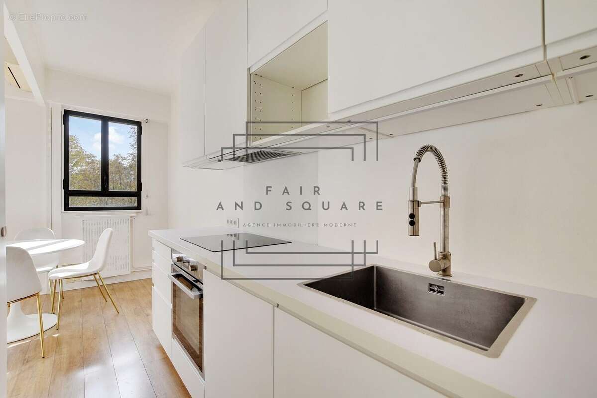 Appartement à NEUILLY-SUR-SEINE