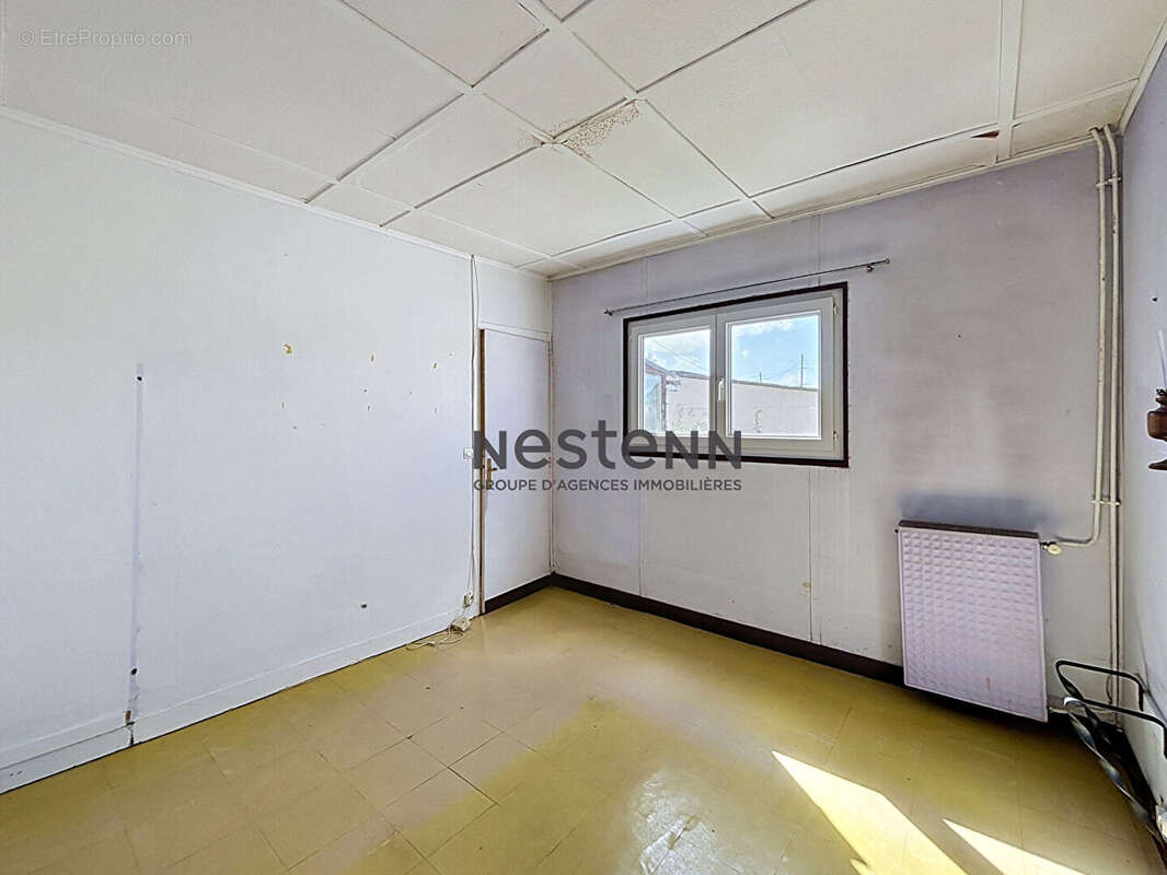 A VENDRE - Maison de plain-pied à rénover à Ouistreham, au calme d'une impasse - photo 7