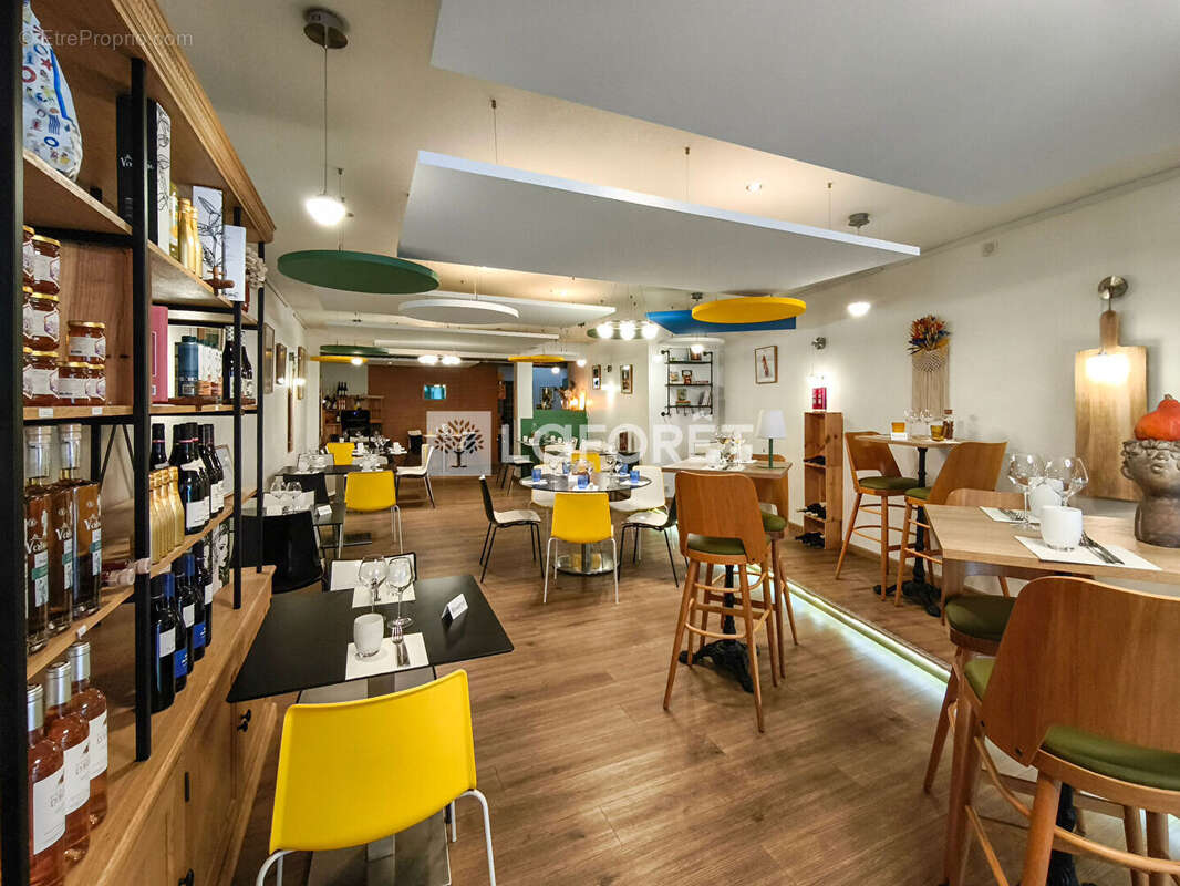 Commerce à LE PUY-EN-VELAY