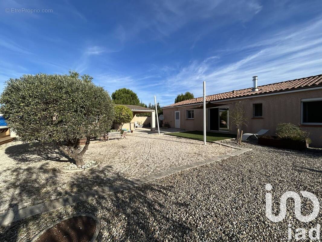 Photo 1 - Maison à AZILLE