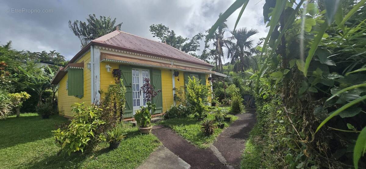 Maison à SAINT-BENOIT