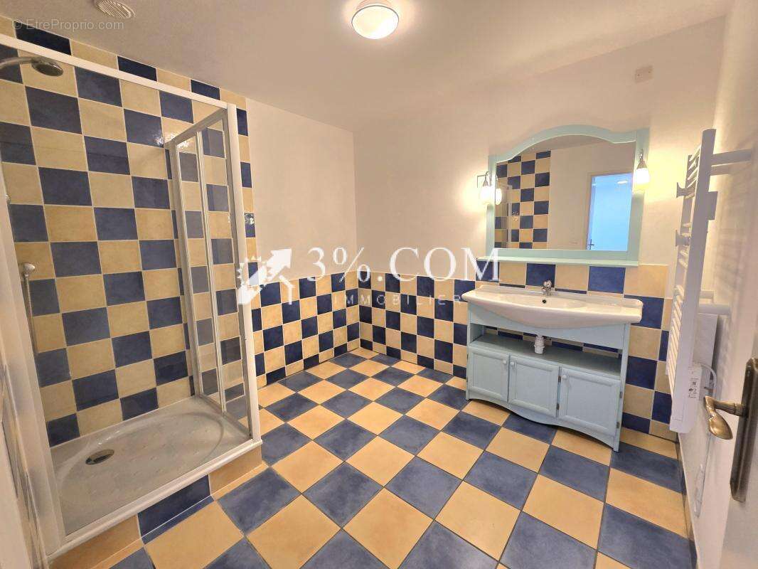 Appartement de 90m2 et 2 chambres - terrasse avec vue panora - photo 8