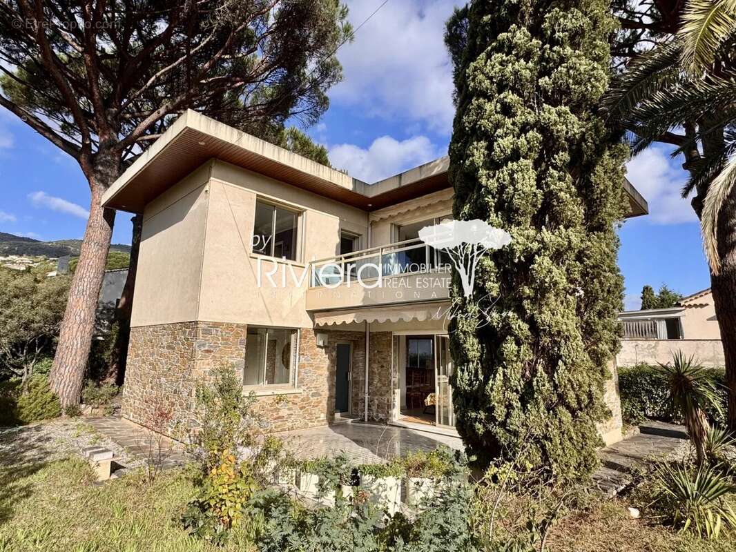 Maison à CAVALAIRE-SUR-MER