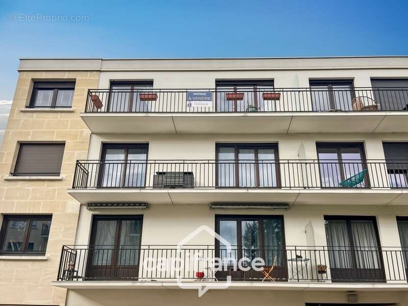 Appartement à CHENNEVIERES-SUR-MARNE