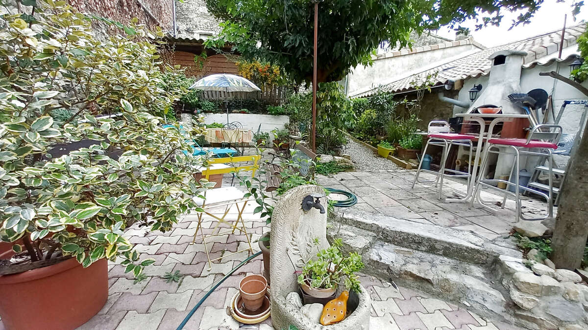 Maison à LA COUCOURDE