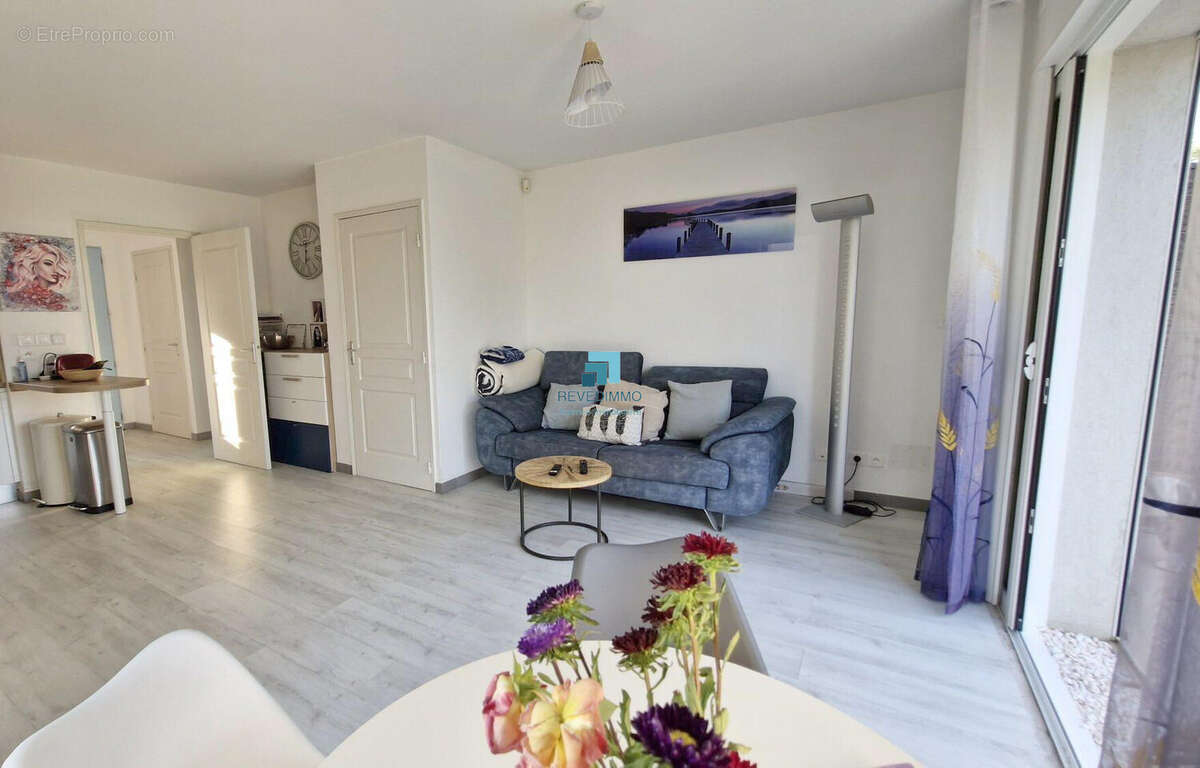 Maison à ROQUEBRUNE-SUR-ARGENS