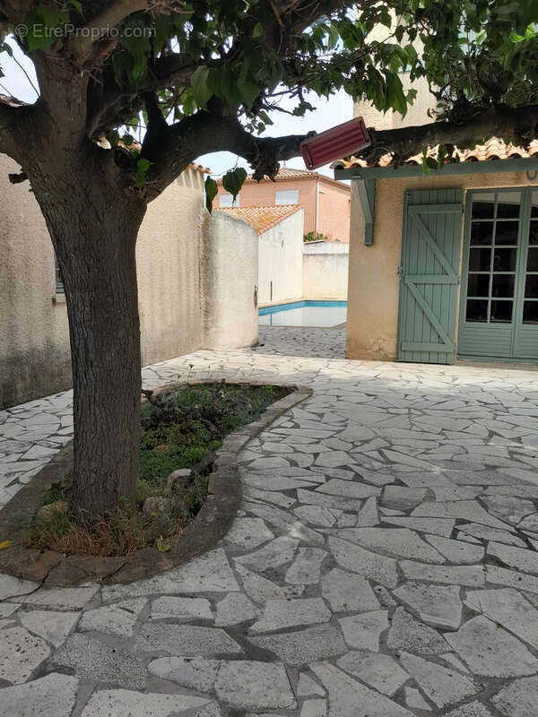 Maison à BESSAN