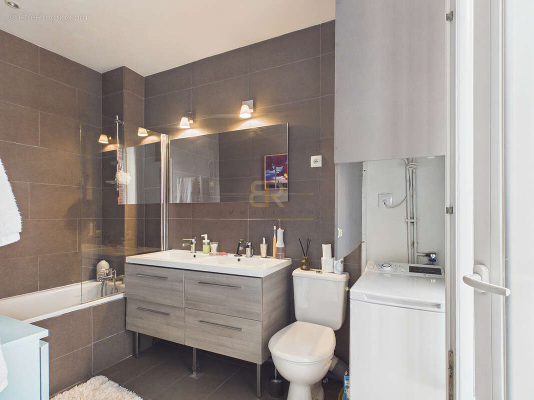Appartement à SURESNES